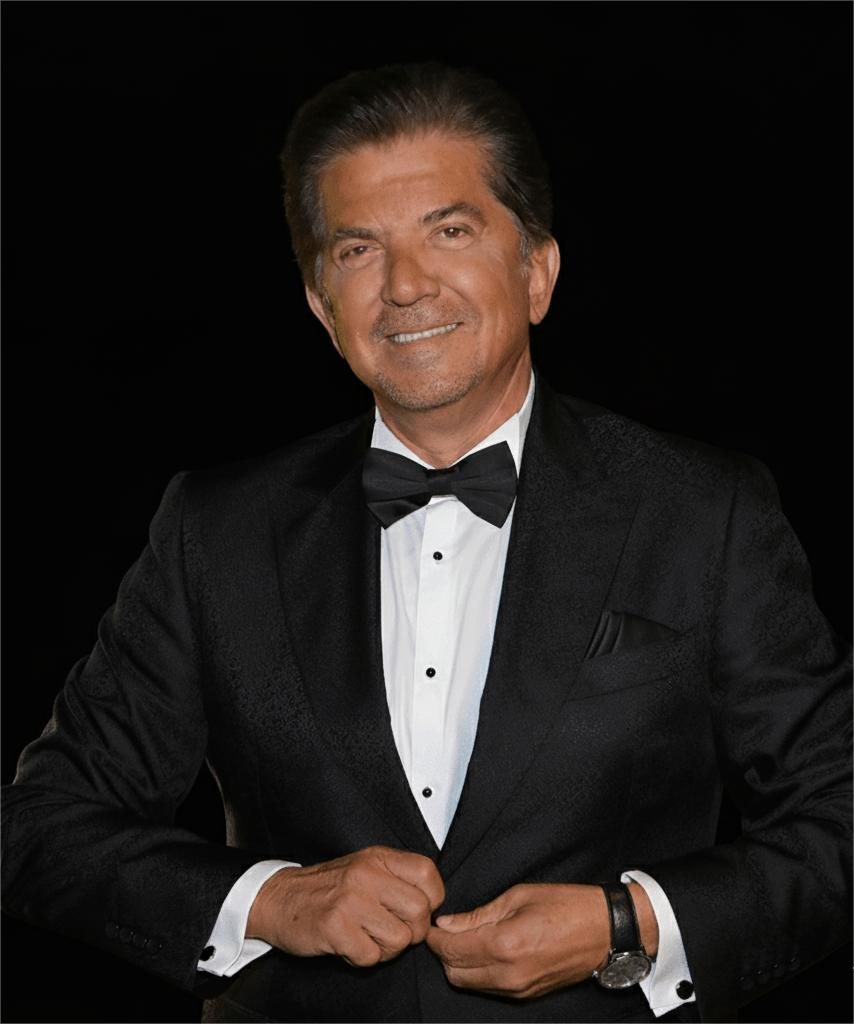 Headshot of Walid Toufic, Lebanese singer and actor from Tripoli, known for Arabic pop classics and timeless performances.